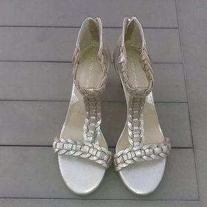 New Adrienne Vittadini heeled sandals